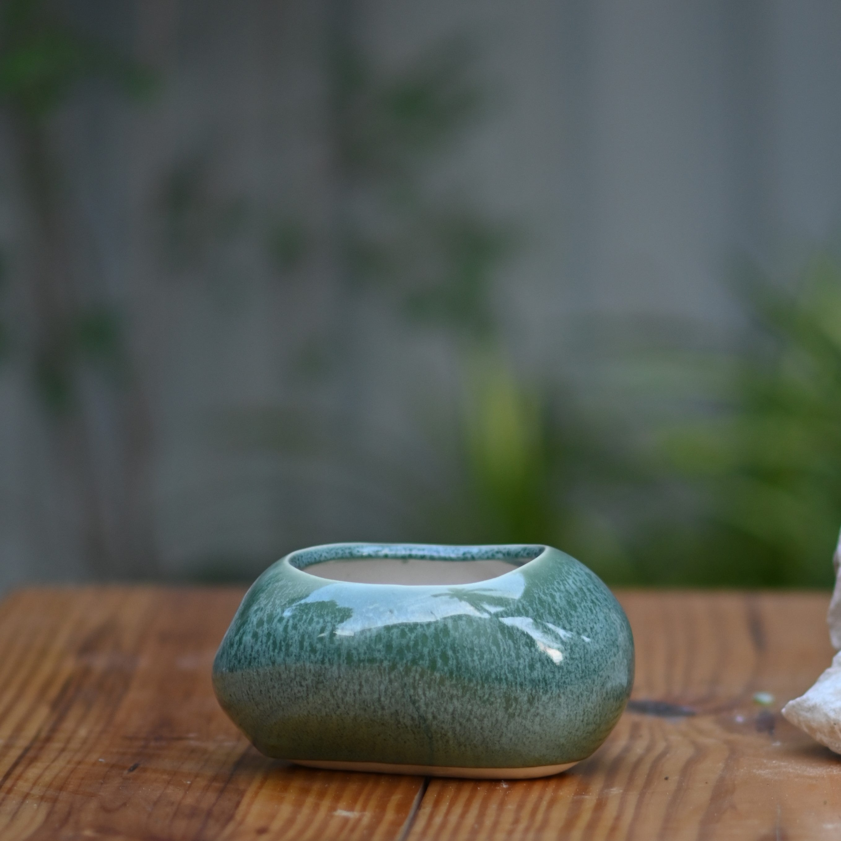 Ceramic Pebble Pot/Planter