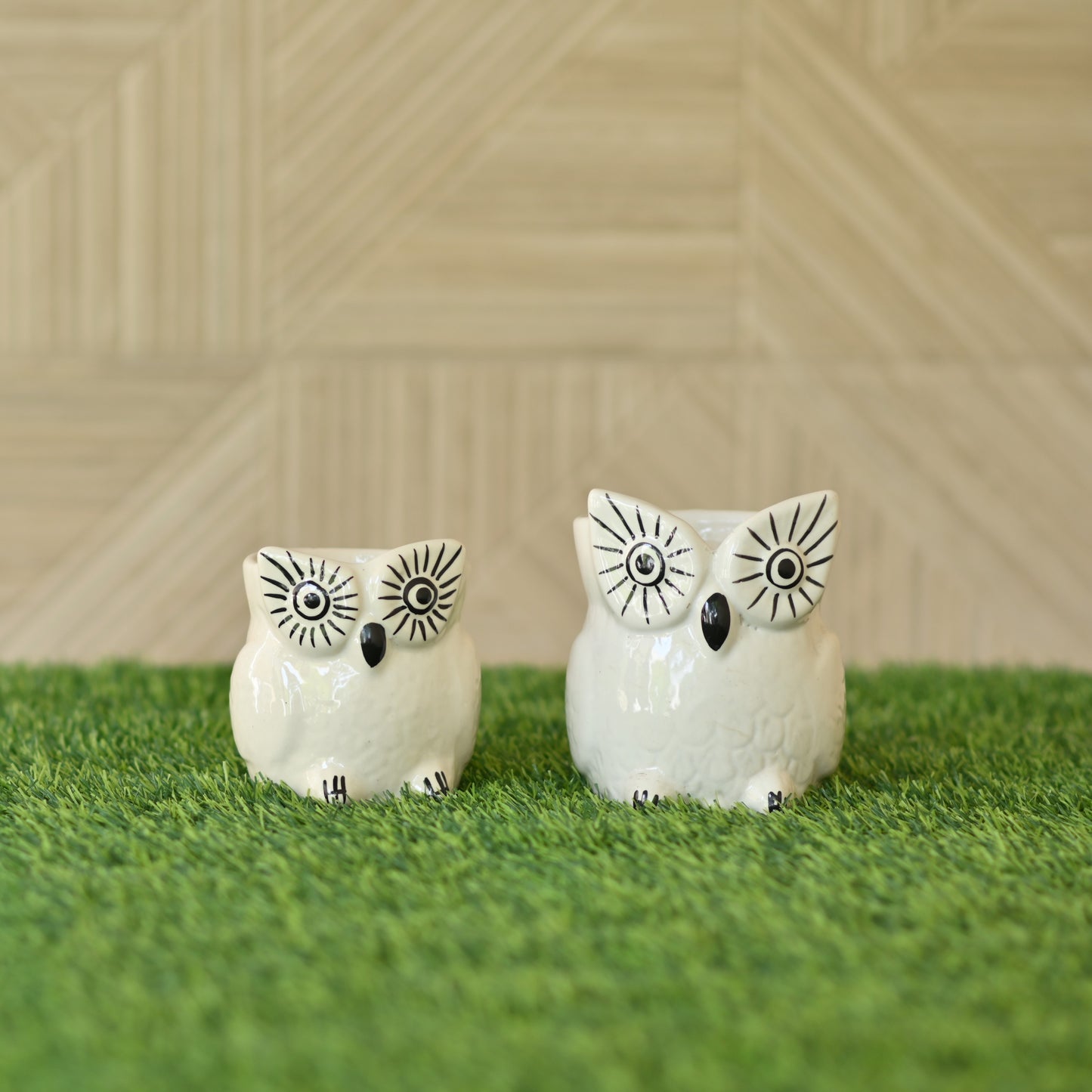 Ceramic owl Design Pot/ Planter