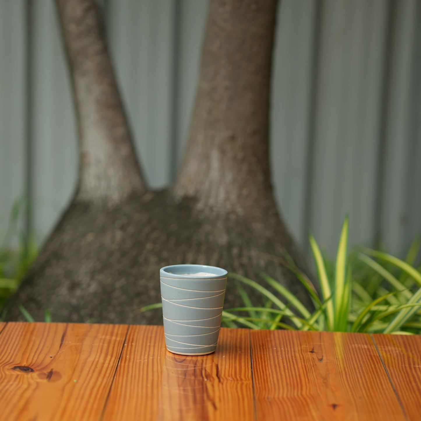 Cone Shape White Stripe Design Planter (Grey)