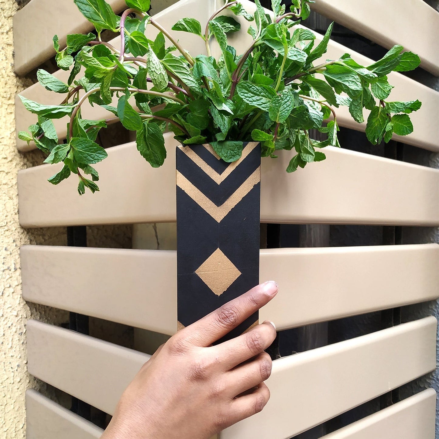 Tribal Print Magnetic Hydroponic Plant Holder