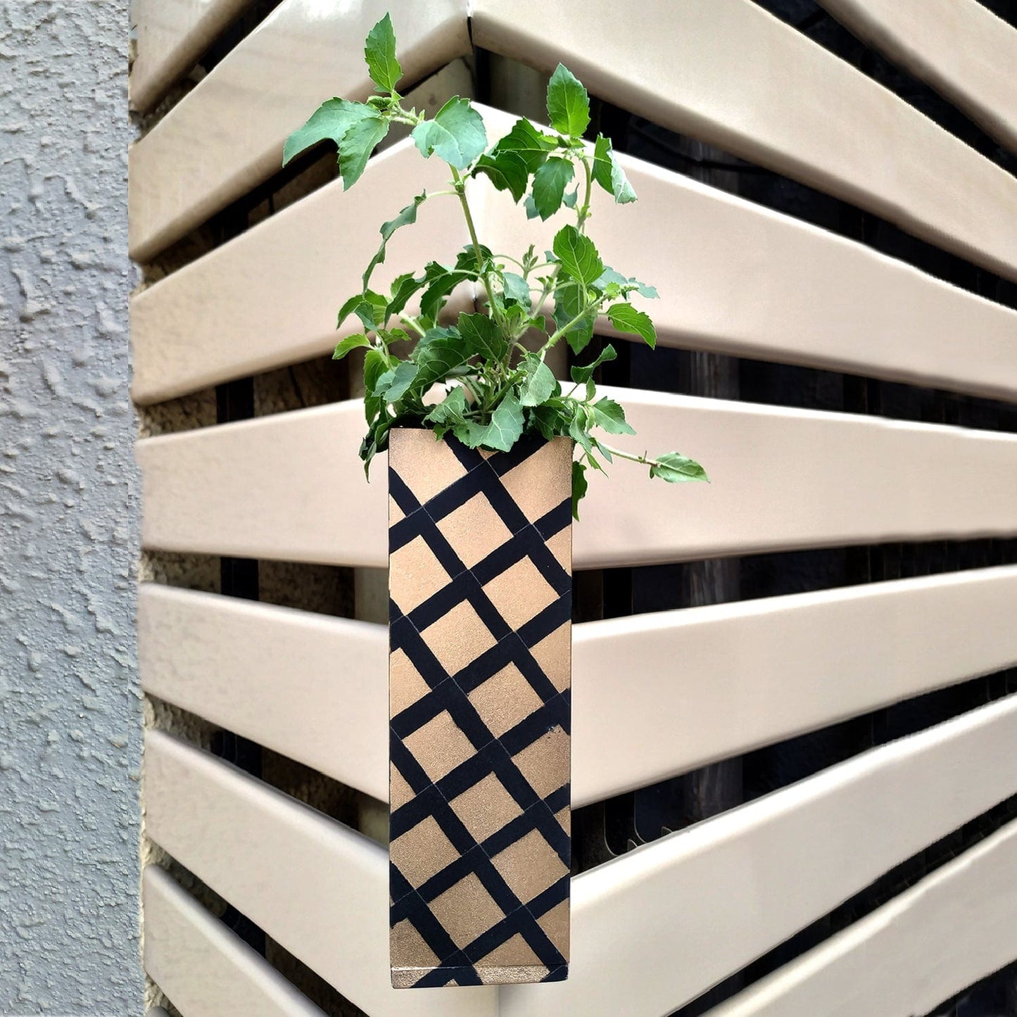 Tribal Print Magnetic Hydroponic Plant Holder