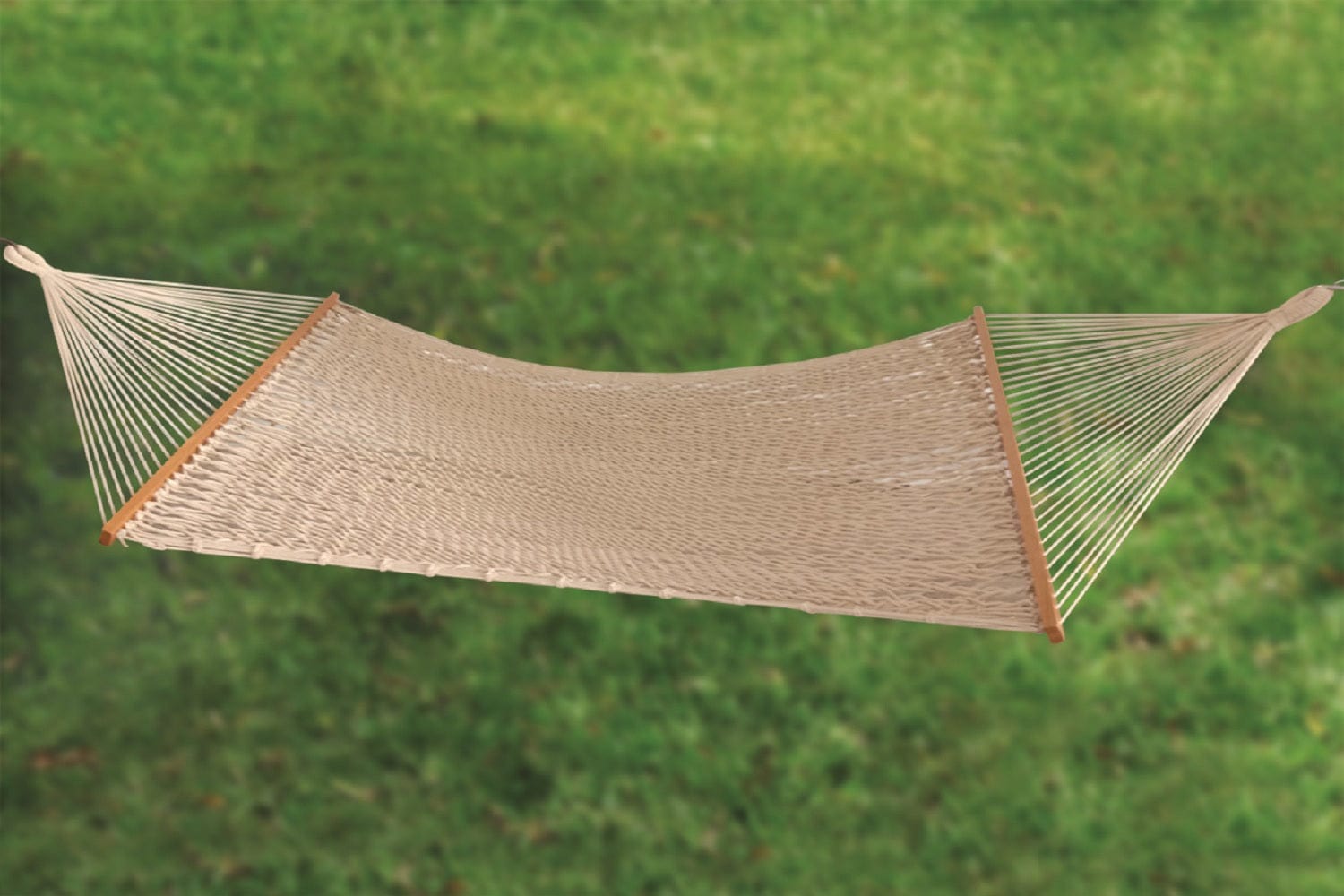 Rope Hammock With Wooden Bars, Weight Capacity of 115 kg- 120W X 200L cm