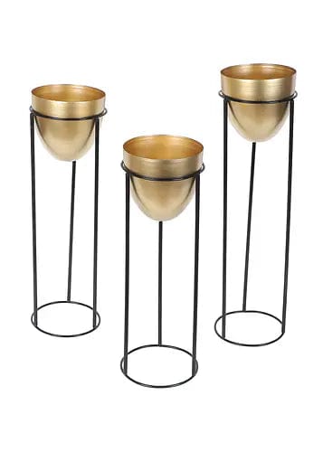 Amaya Décors Capsule Shaped Planters With Stand (Set of 3)